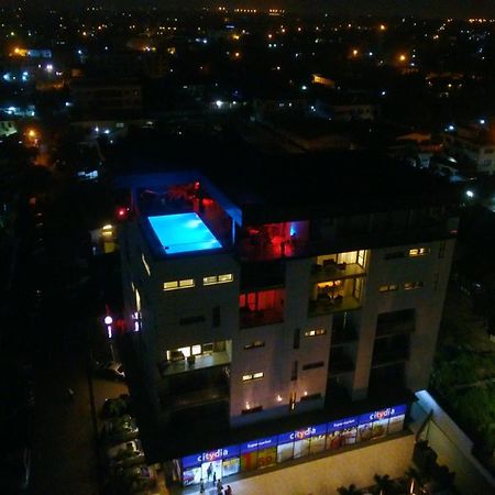 Suncity Hotel Apartment Accra Bagian luar foto