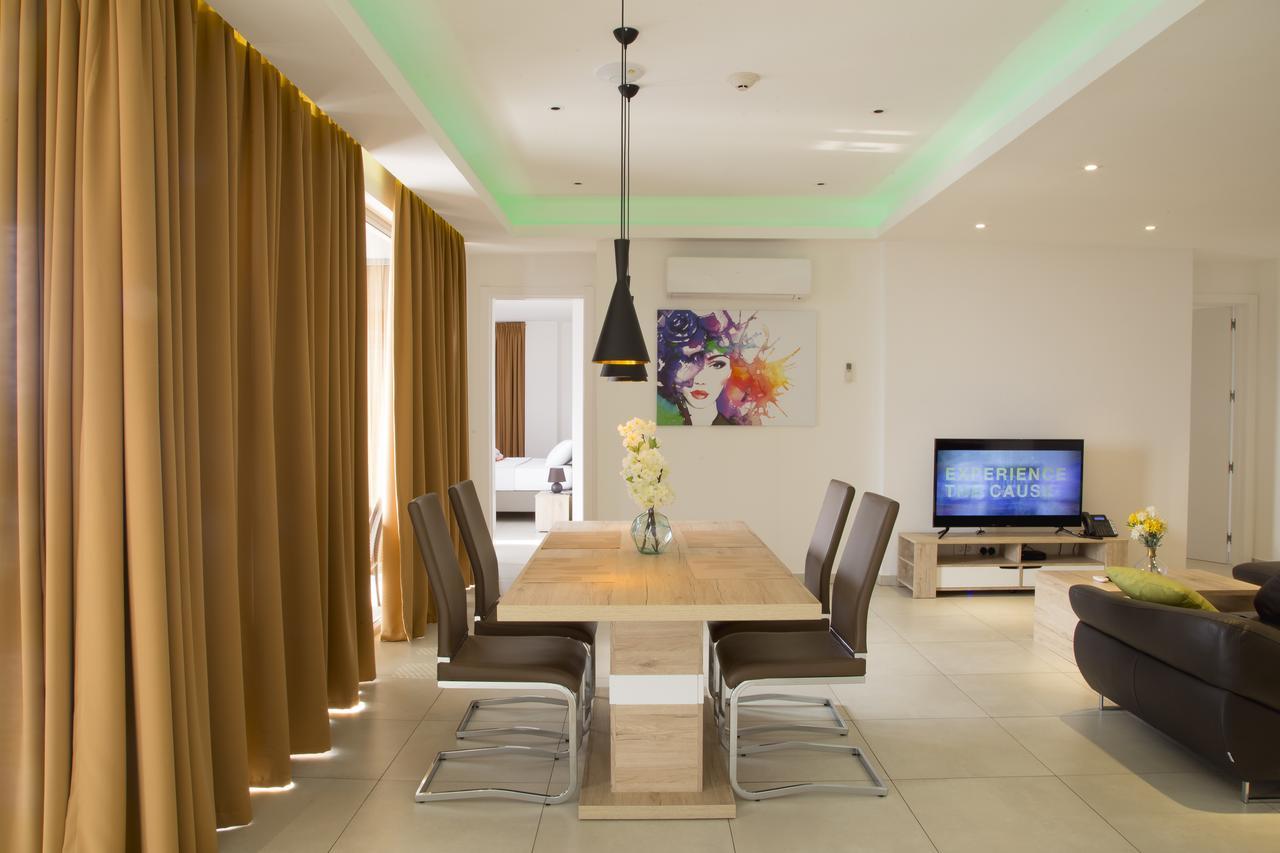 Suncity Hotel Apartment Accra Bagian luar foto