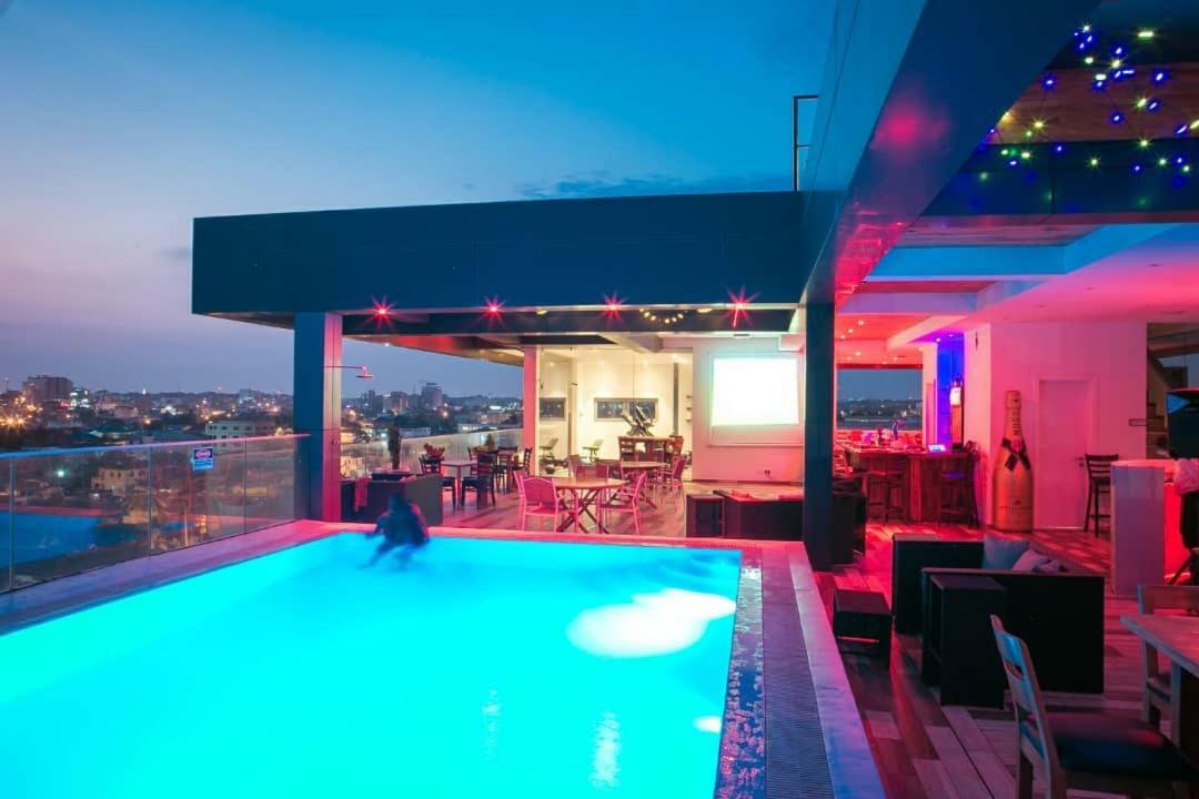 Suncity Hotel Apartment Accra Bagian luar foto